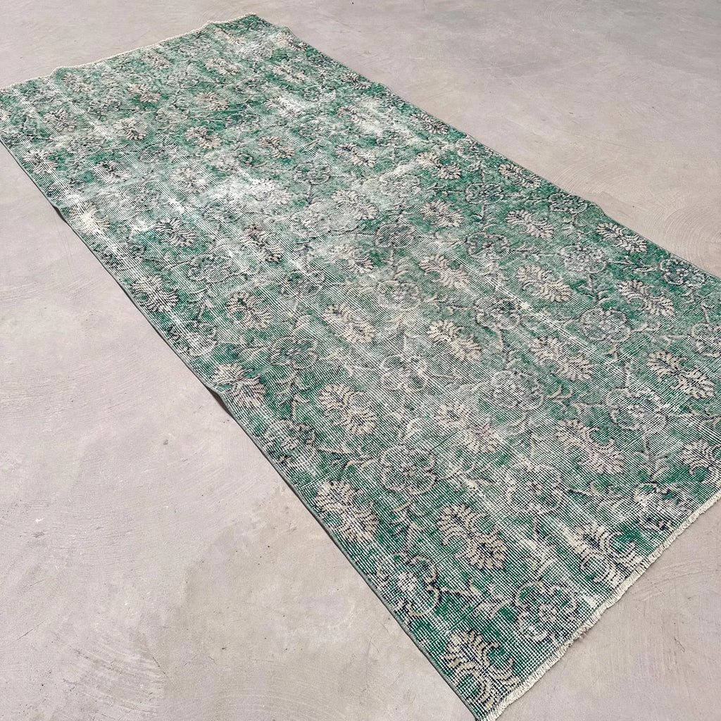 Vintage Turkish Accent Area Rug 4.1 x 8.7 ft