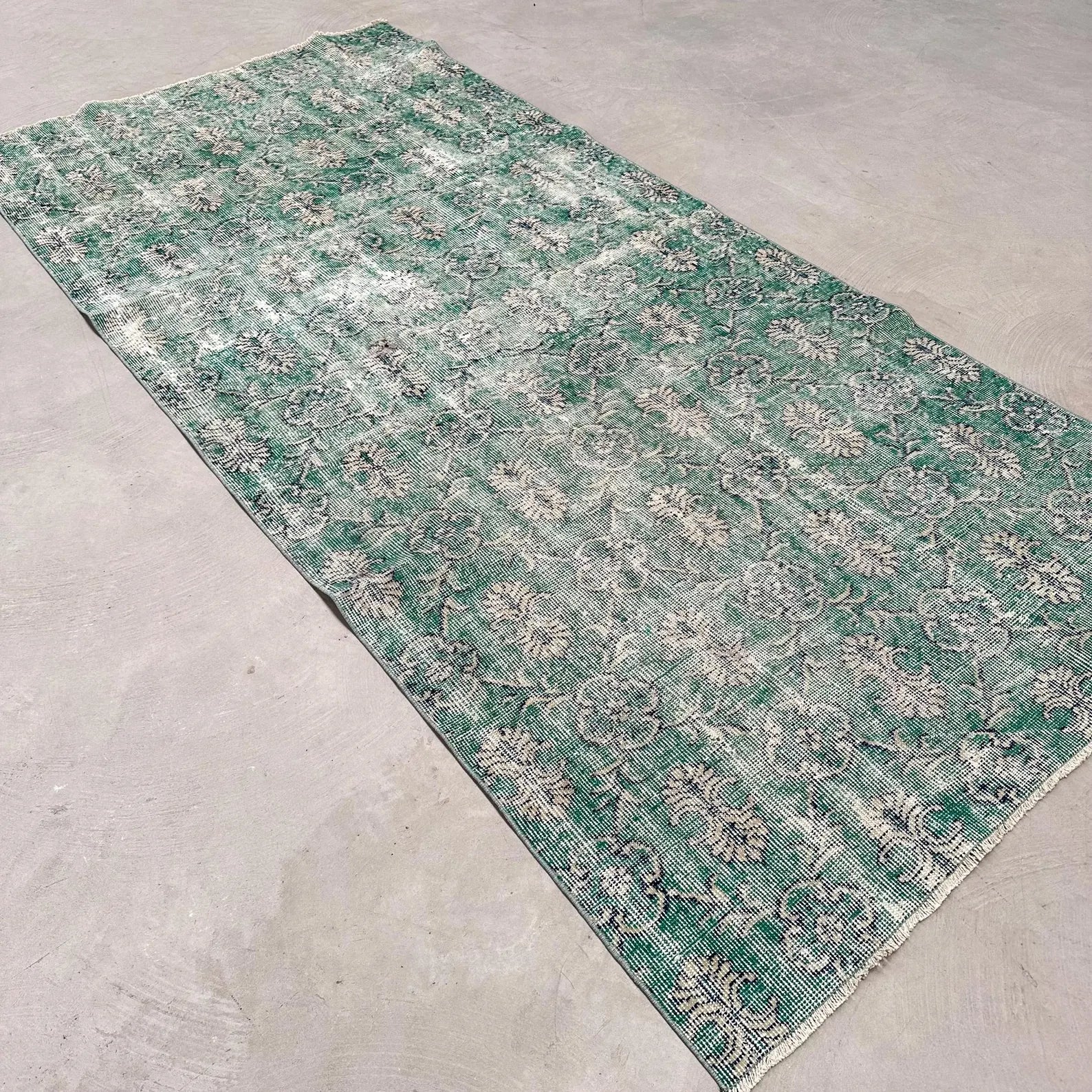 Vintage Turkish Accent Area Rug 4.1 x 8.7 ft