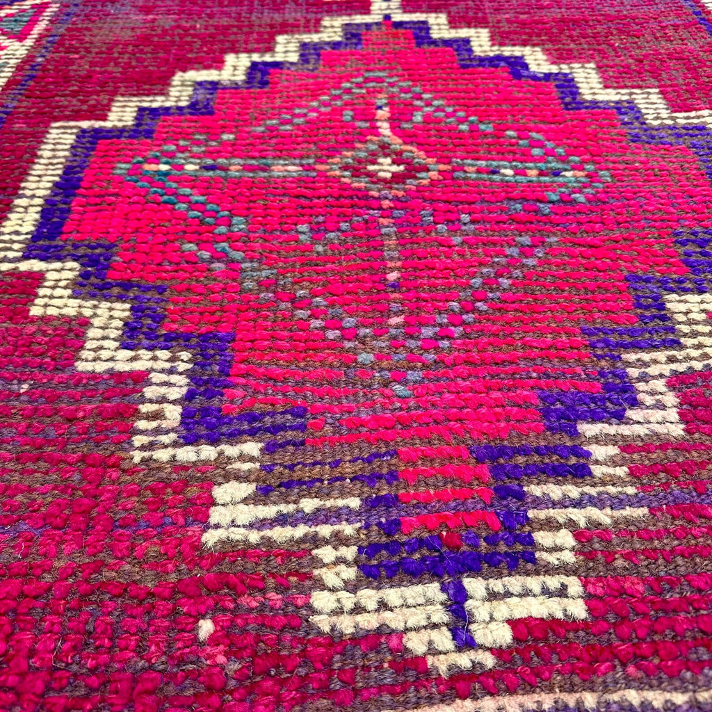 Vintage Turkish Runner Rug 2.9 x 10.4 ft