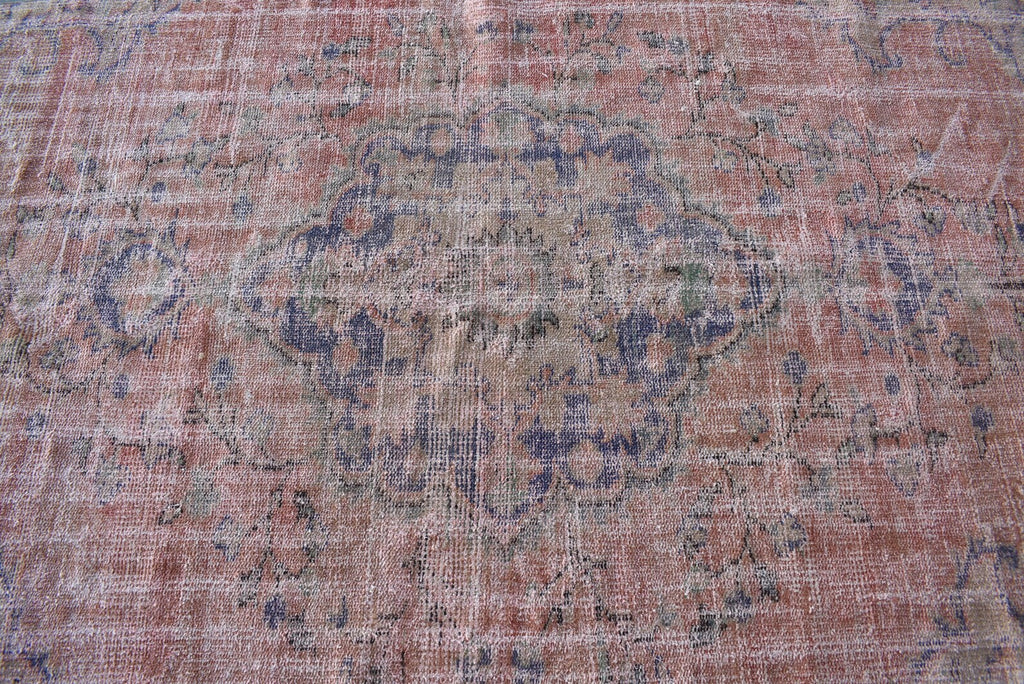 Vintage Turkish Accent Area rug 4.1 x 8.8 ft