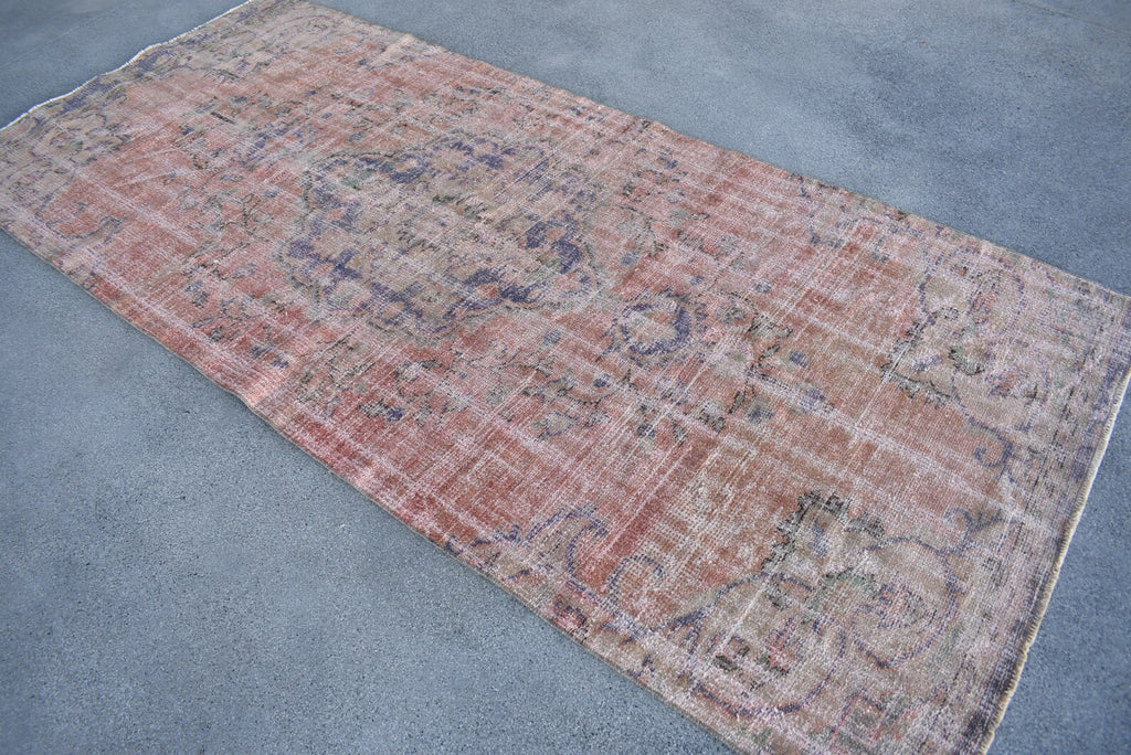 Vintage Turkish Accent Area rug 4.1 x 8.8 ft