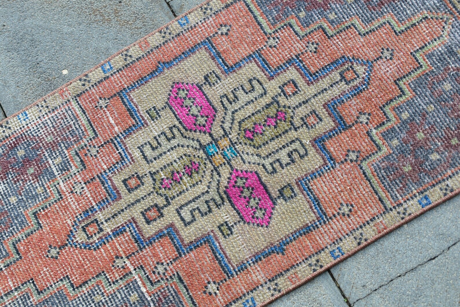 Vintage Turkish Mini Rug 1.5 x 3 ft