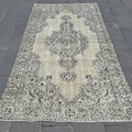 Vintage Turkish Accent Area rug 4.7 x 7.9 ft