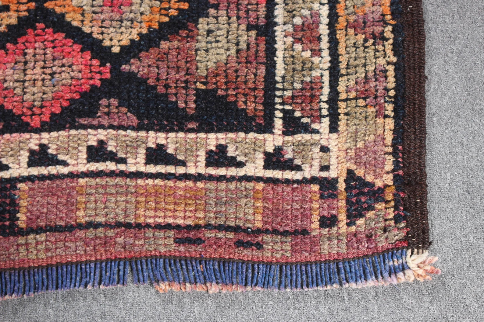 Vintage Turkish Runner Rug 2.7 x 9.6 ft