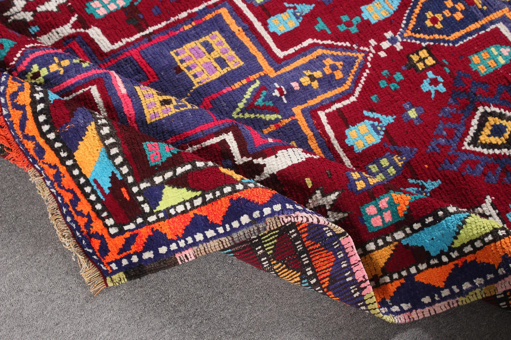 Vintage Turkish Accent Area rug 3.8 x 7.9 ft