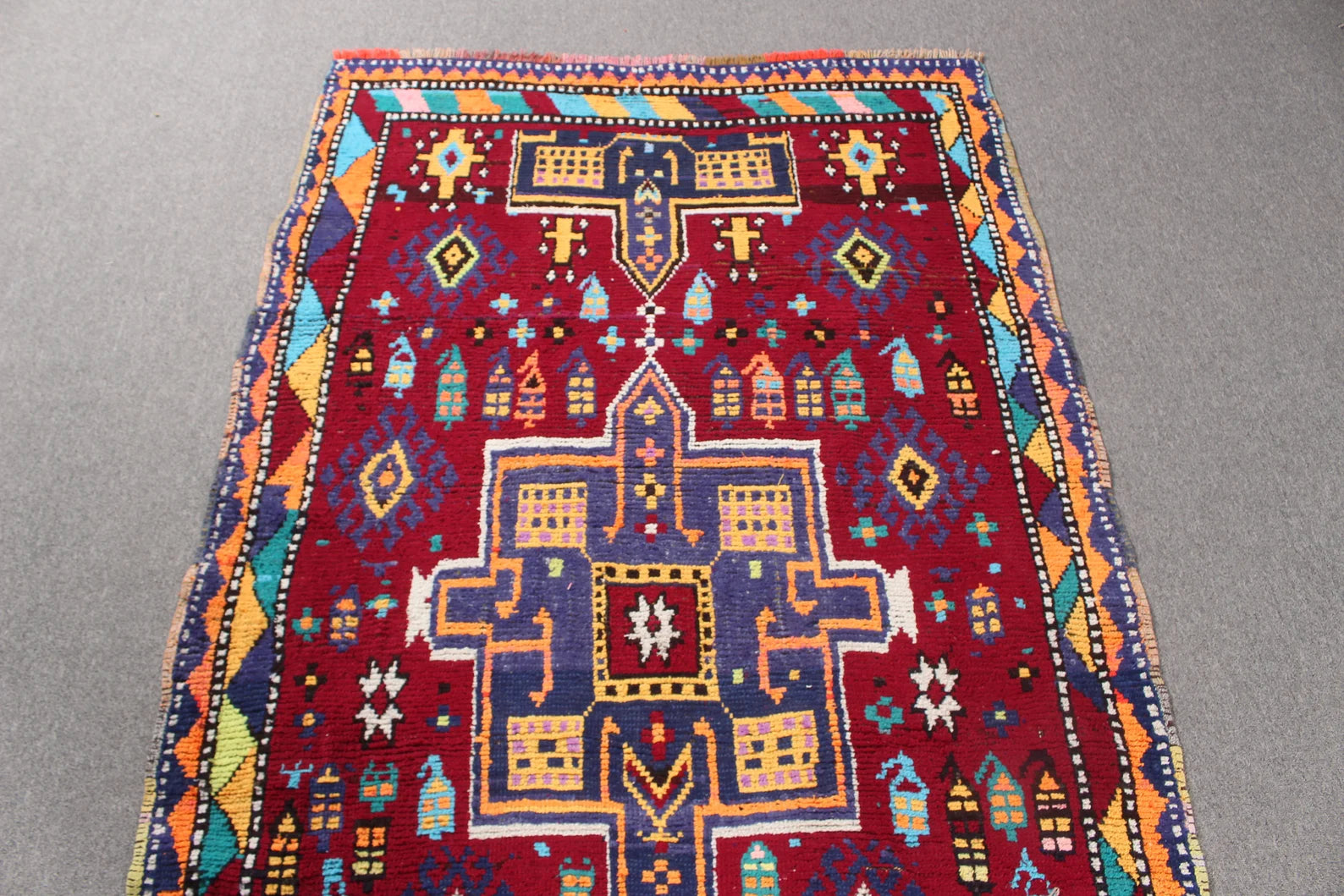 Vintage Turkish Accent Area rug 3.8 x 7.9 ft
