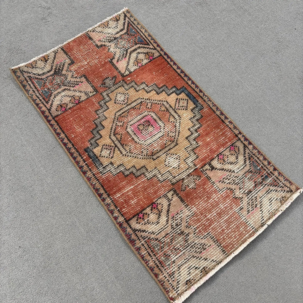 Vintage Turkish Mini Rug 1.6 x 2.9 ft