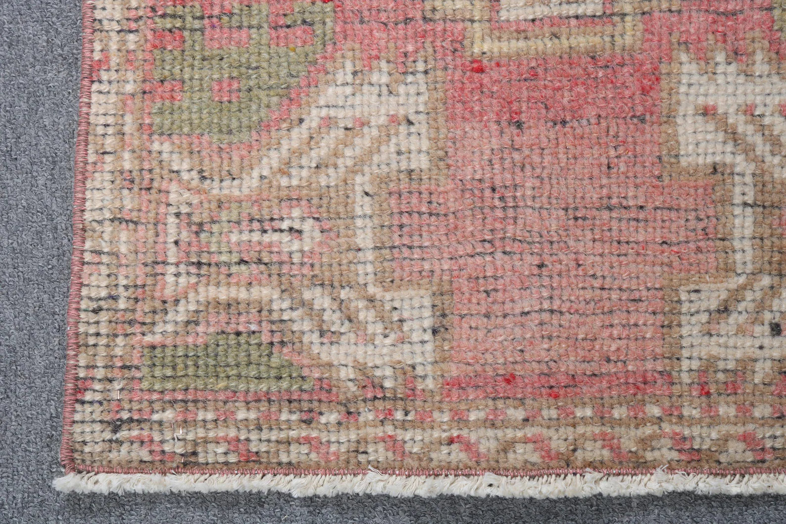 Vintage Turkish Mini Rug 1.6 x 3 ft