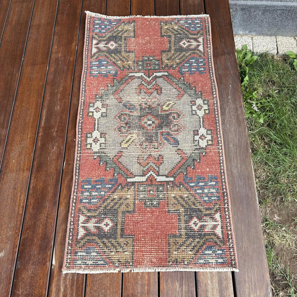 Vintage Turkish Mini Rug 1.4 x 2.8 ft