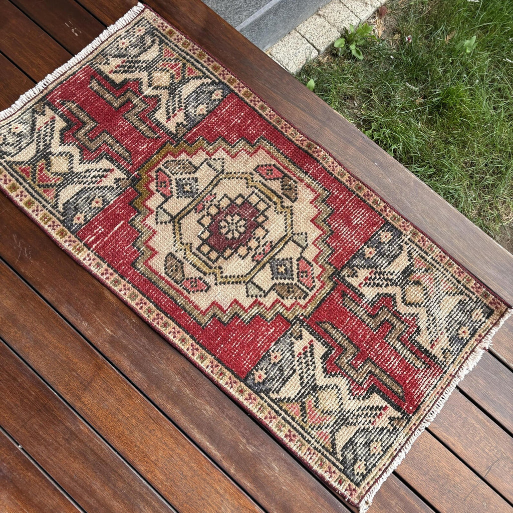 Vintage Turkish Mini Rug 1.5 x 3.1 ft