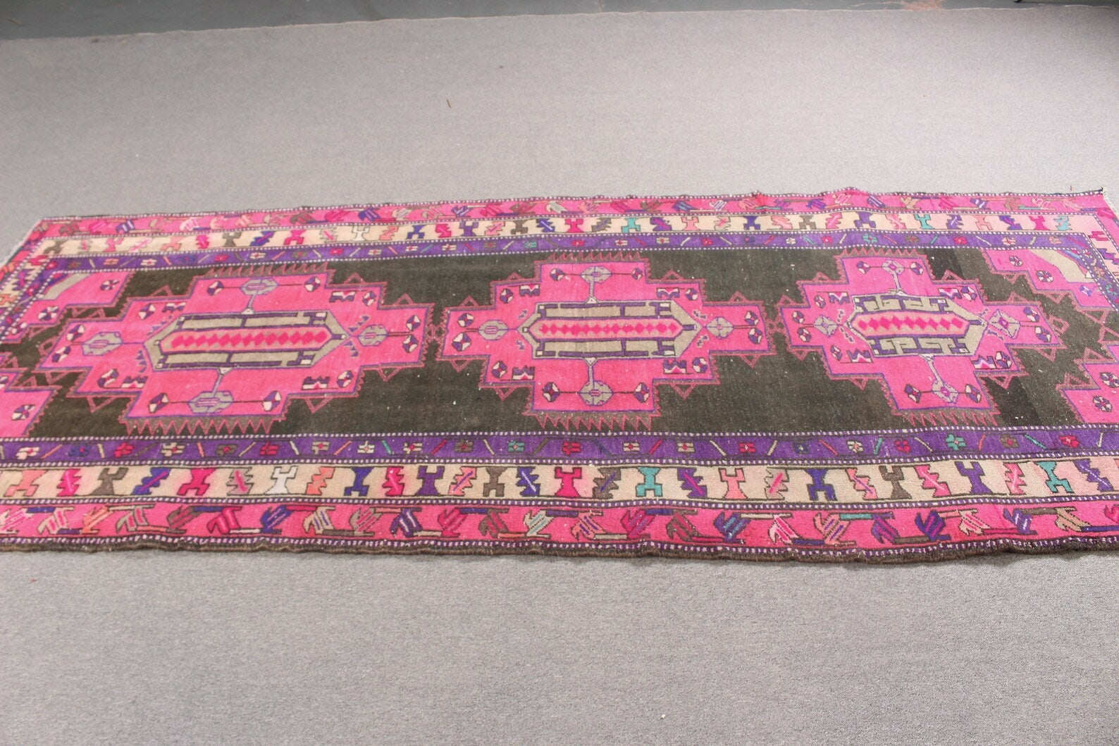 Vintage Persian Accent Area Rug 4 x 9.6 ft