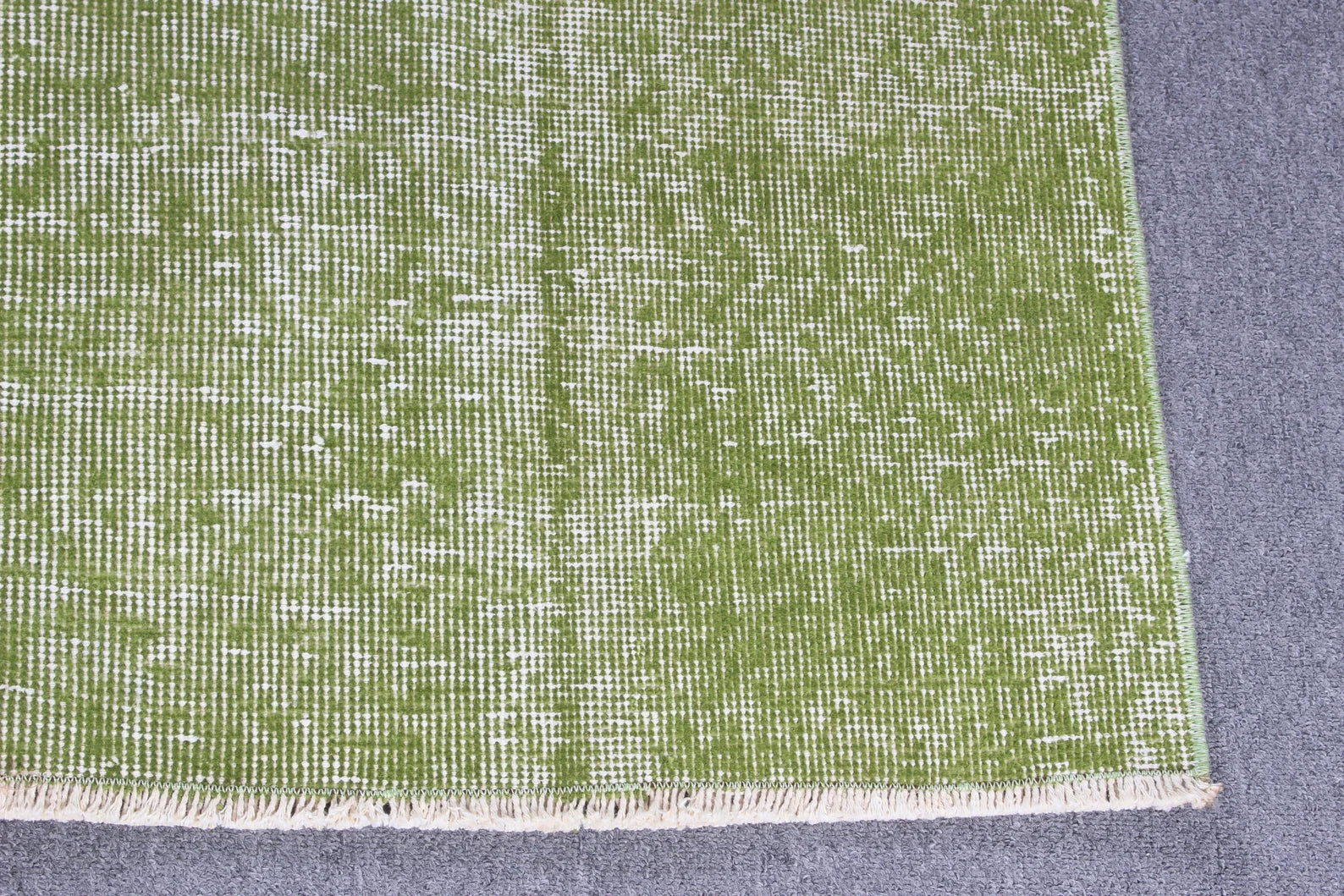 XL Vintage Turkish Accent Area Rug 6.9 x 9.1 ft