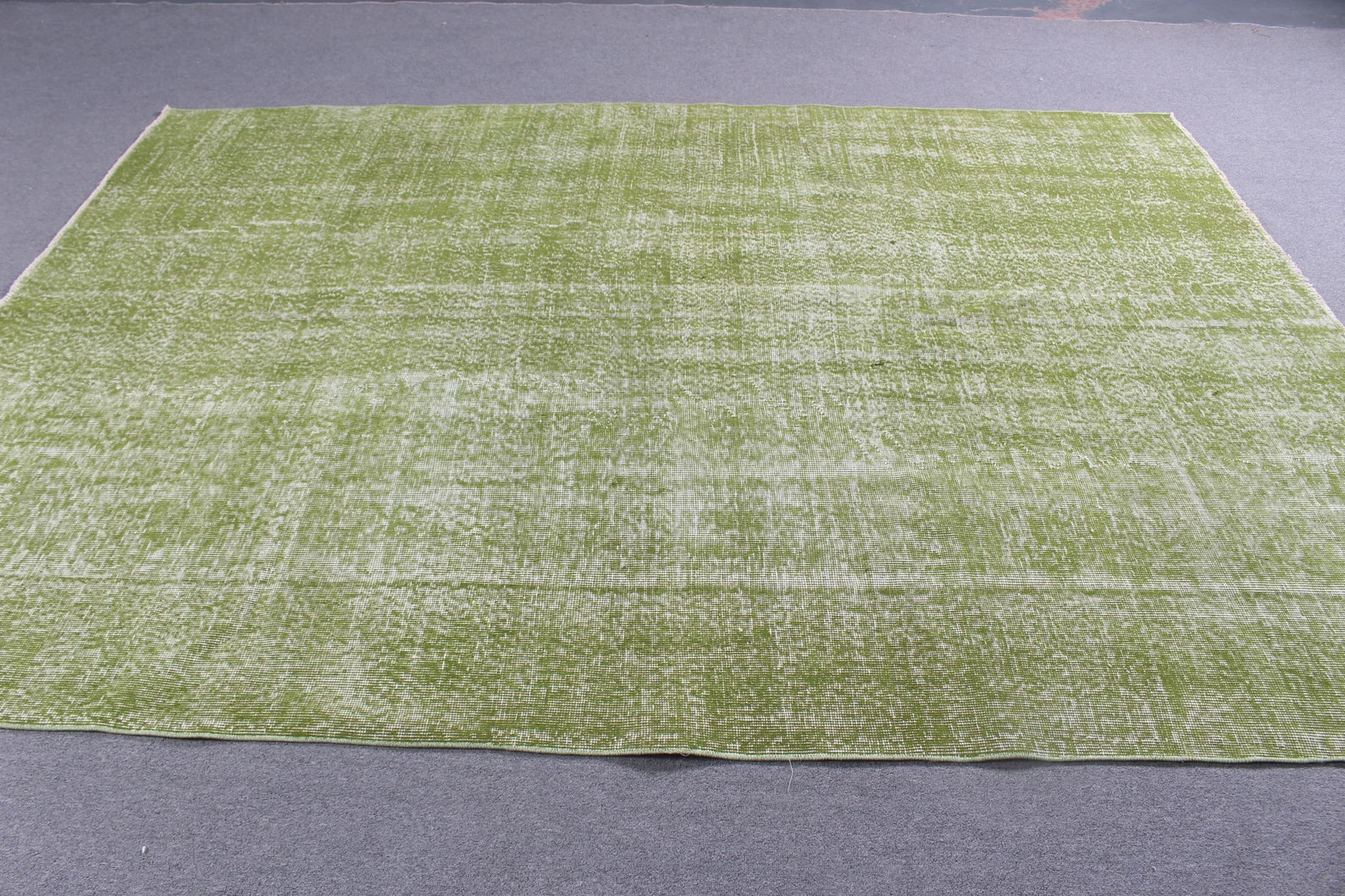 XL Vintage Turkish Accent Area Rug 6.9 x 9.1 ft