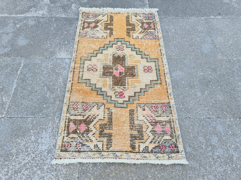Vintage Turkish Mini Rug 1.4 x 2.5 ft