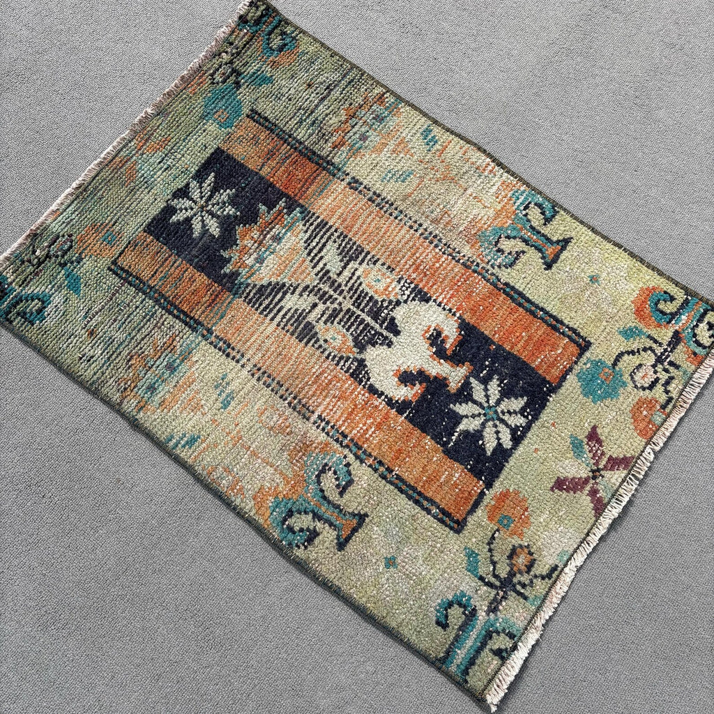 Vintage Turkish Mini Rug 1.8 x 2.5 ft