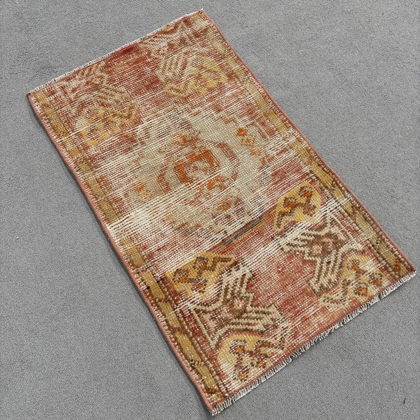 Vintage Turkish Mini Rug 1.5 x 2.4 ft
