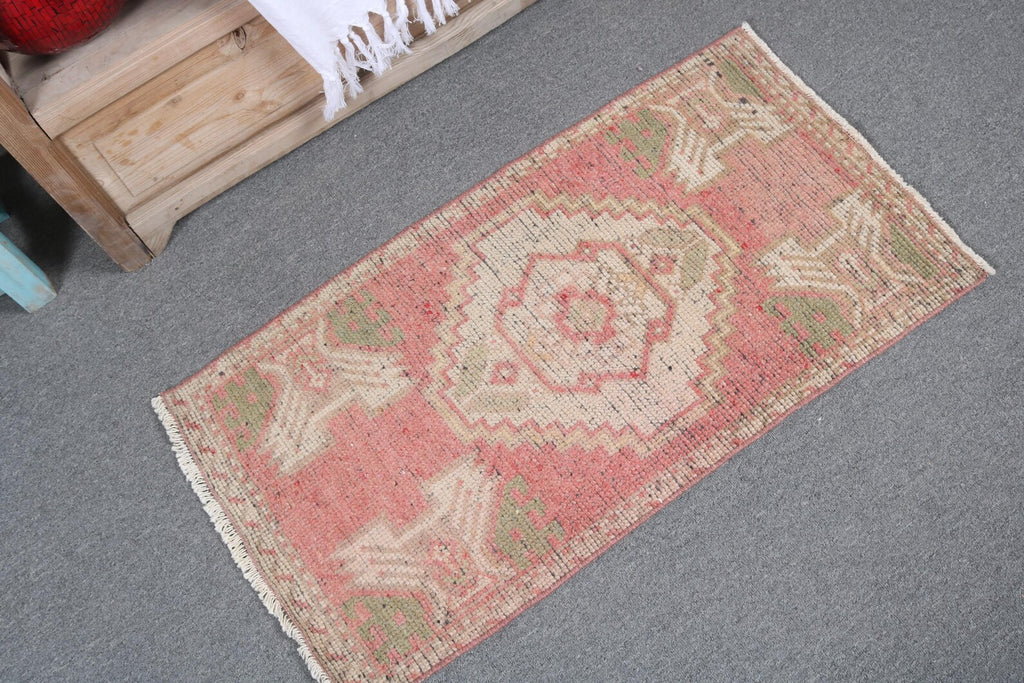 Vintage Turkish Mini Rug 1.6 x 3 ft