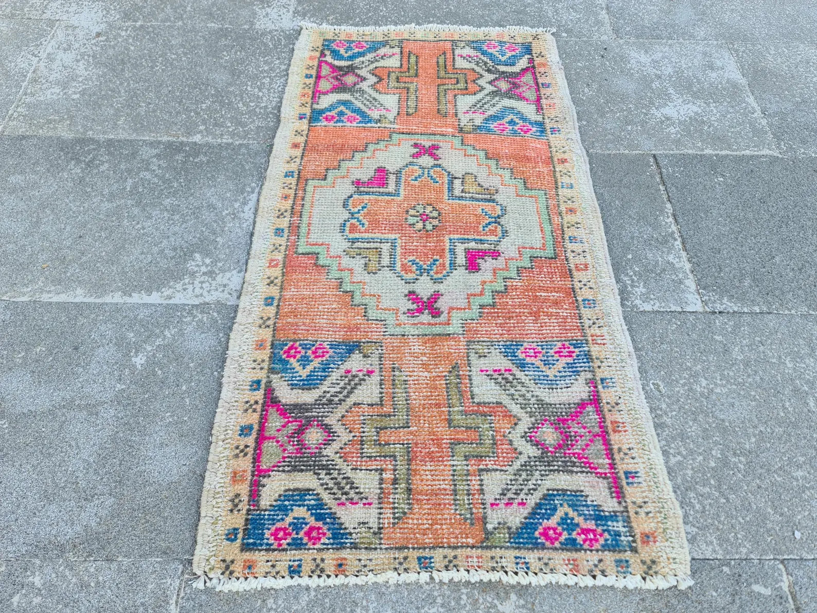 Vintage Turkish Mini Rug 1.6 x 3 ft
