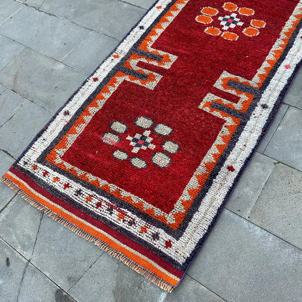 Vintage Turkish Runner Rug 3.2 x 9.6 ft