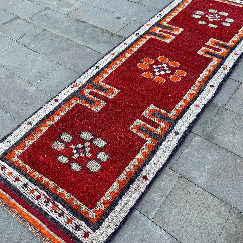 Vintage Turkish Runner Rug 3.2 x 9.6 ft