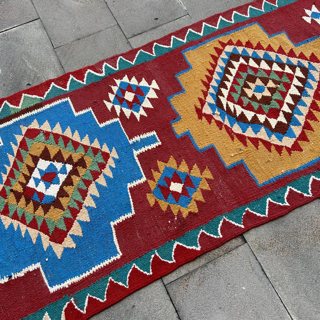 Vintage Turkish Runner Rug 2.9 x 10.3 ft