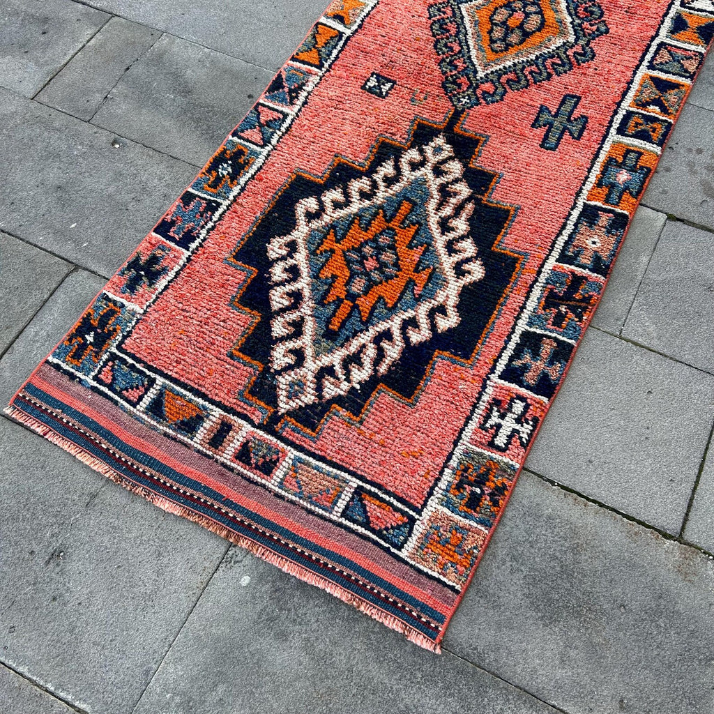 Vintage Turkish Runner Rug 2.7 x 9ft