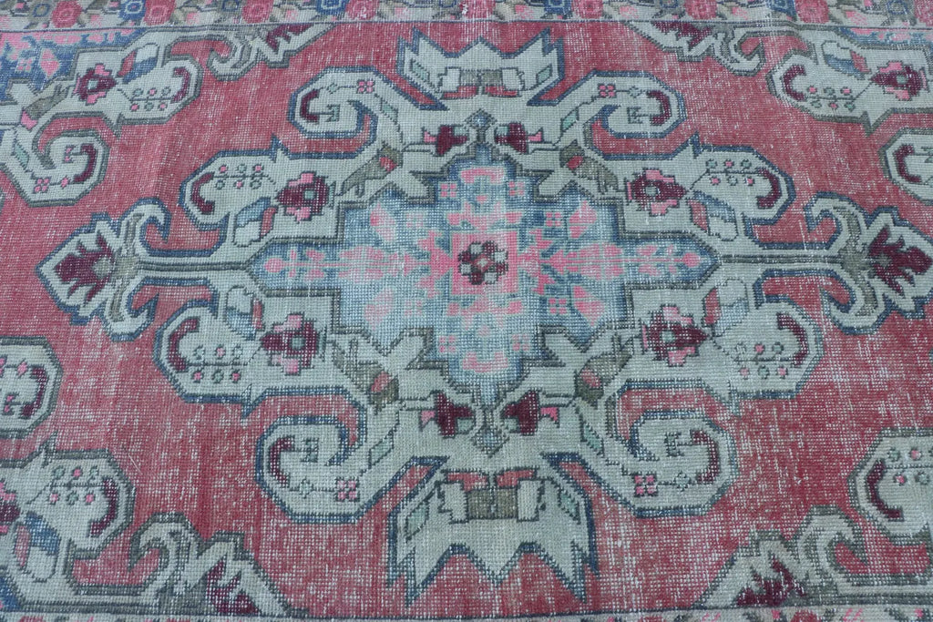 Vintage Turkish Accent Area rug 4.2 x 6.9 ft