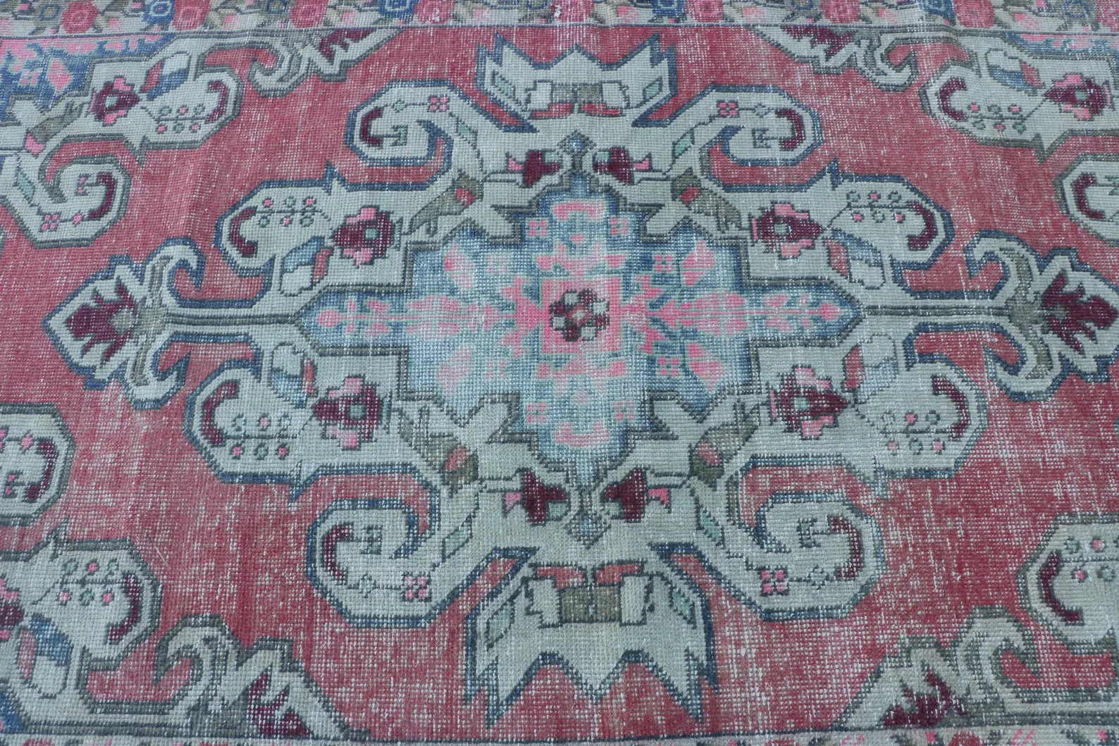 Vintage Turkish Accent Area rug 4.2 x 6.9 ft