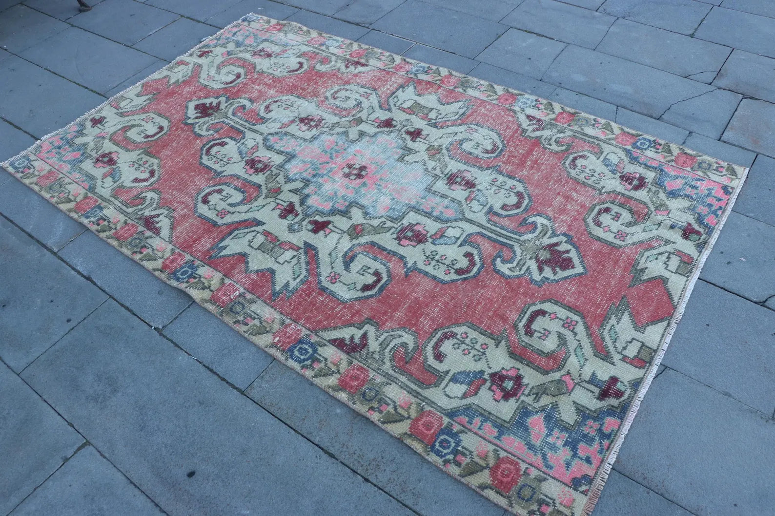 Vintage Turkish Accent Area rug 4.2 x 6.9 ft