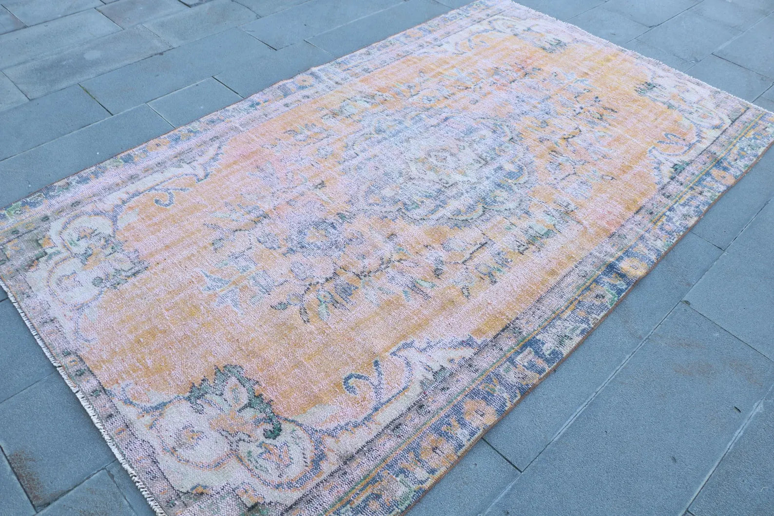 XL Vintage Turkish Accent Area Rug 4.8 x 8.3 ft