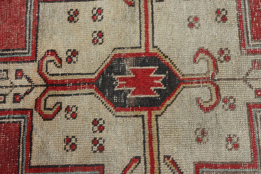 Vintage Turkish Accent Area rug 3.4 x 6.4 ft