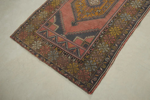 Vintage Turkish Accent Area rug 3.8 x 5.8 ft