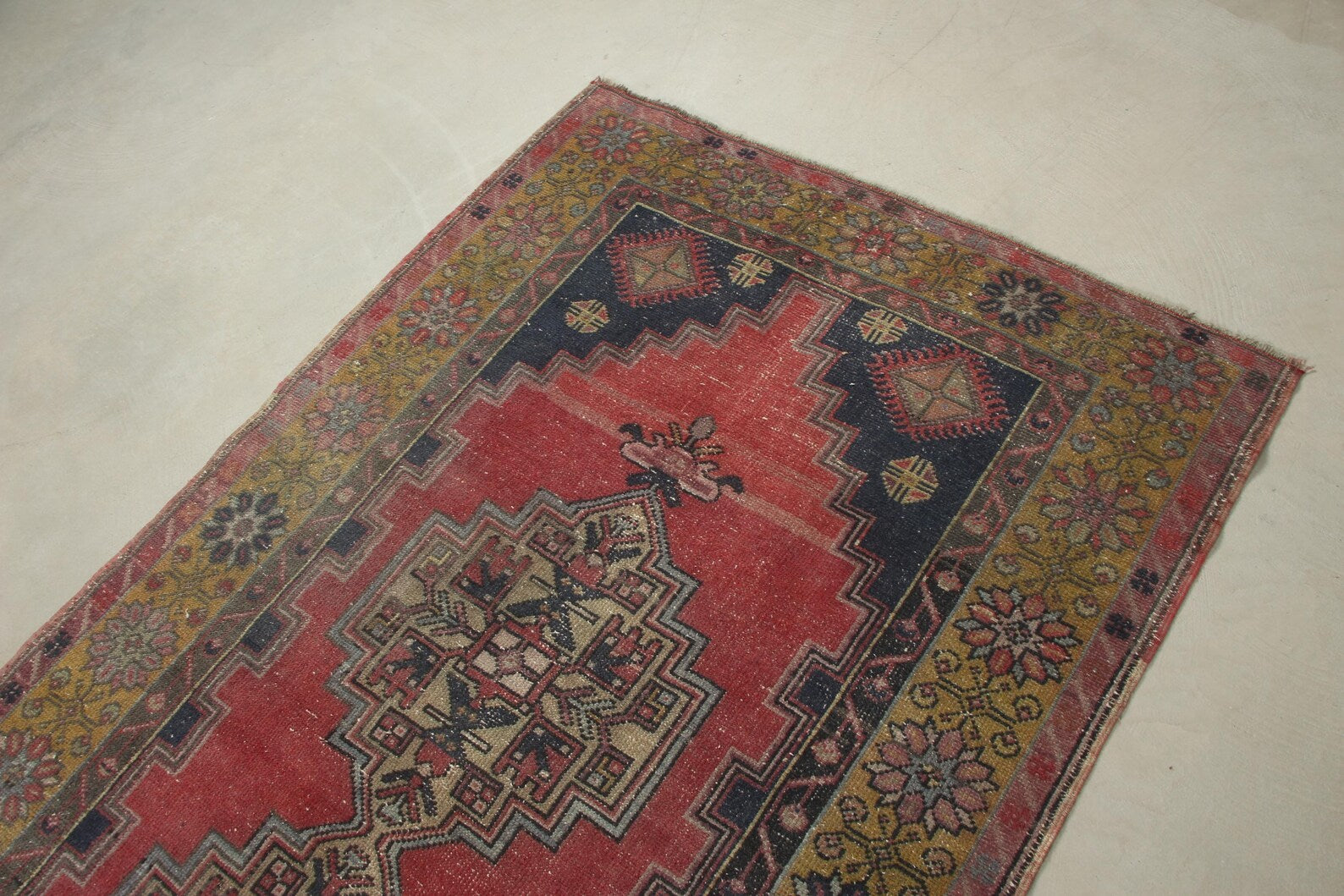 Vintage Turkish Accent Area rug 3.8 x 7.2 ft