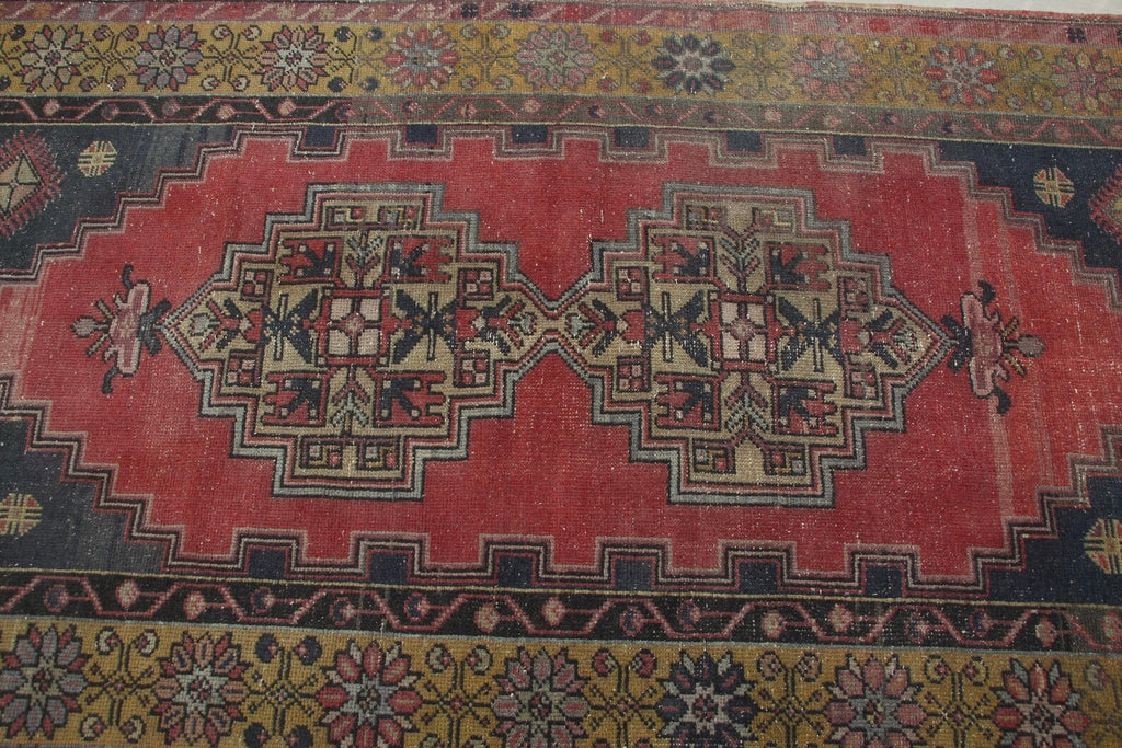 Vintage Turkish Accent Area rug 3.8 x 7.2 ft