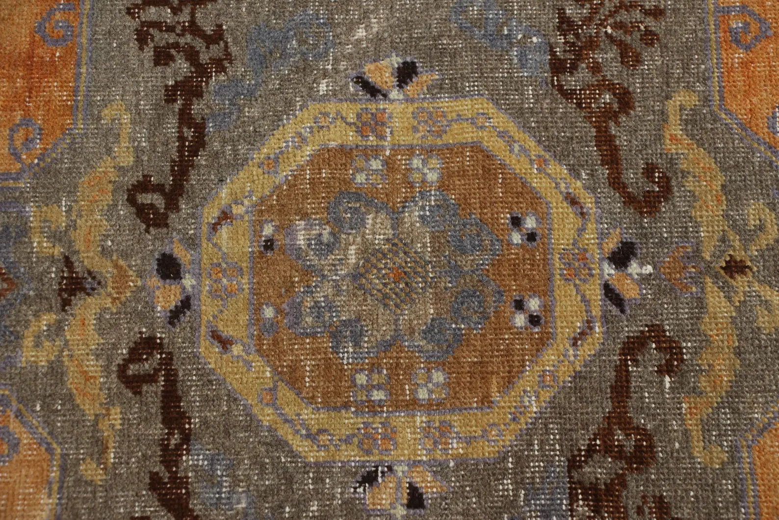 Vintage Turkish Accent Area rug 4.4 x 7.3 ft