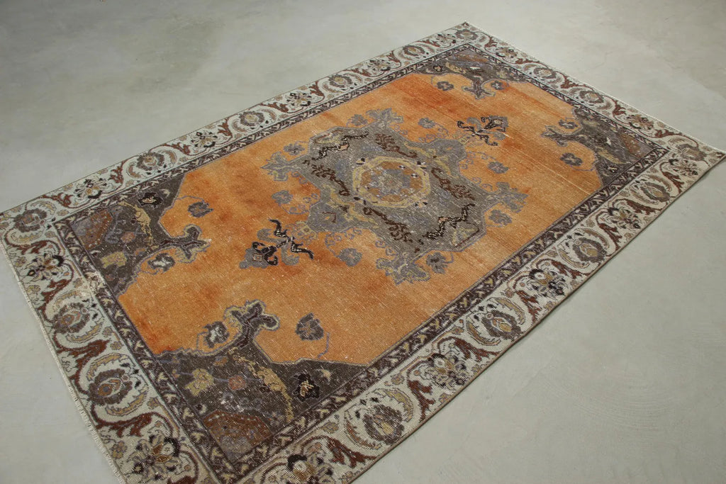 Vintage Turkish Accent Area rug 4.4 x 7.3 ft