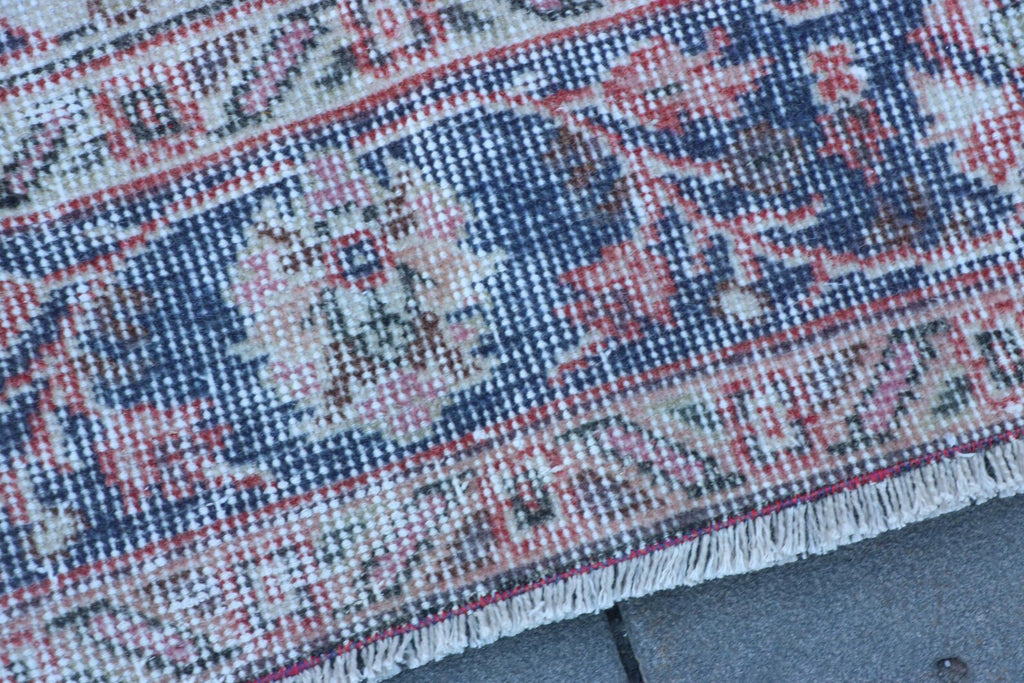 XL Vintage Turkish Accent Area Rug 5.2 x 9 ft