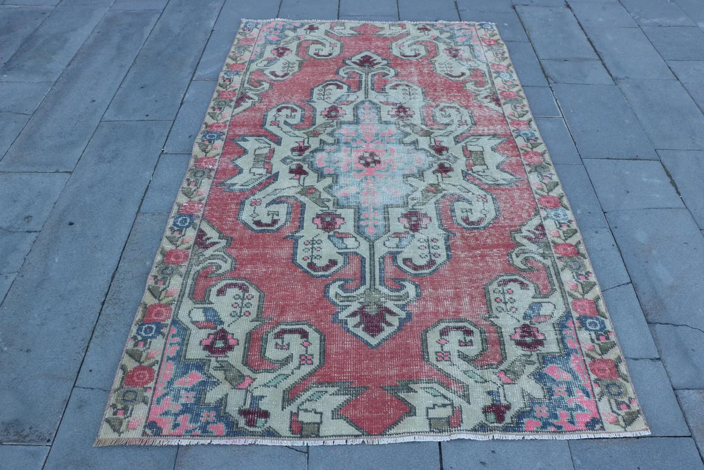 Vintage Turkish Accent Area rug 4.2 x 6.9 ft