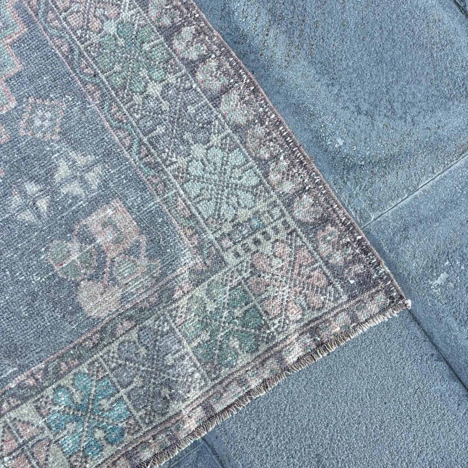 Vintage Turkish Accent Area rug 3.5 x 6.6 ft