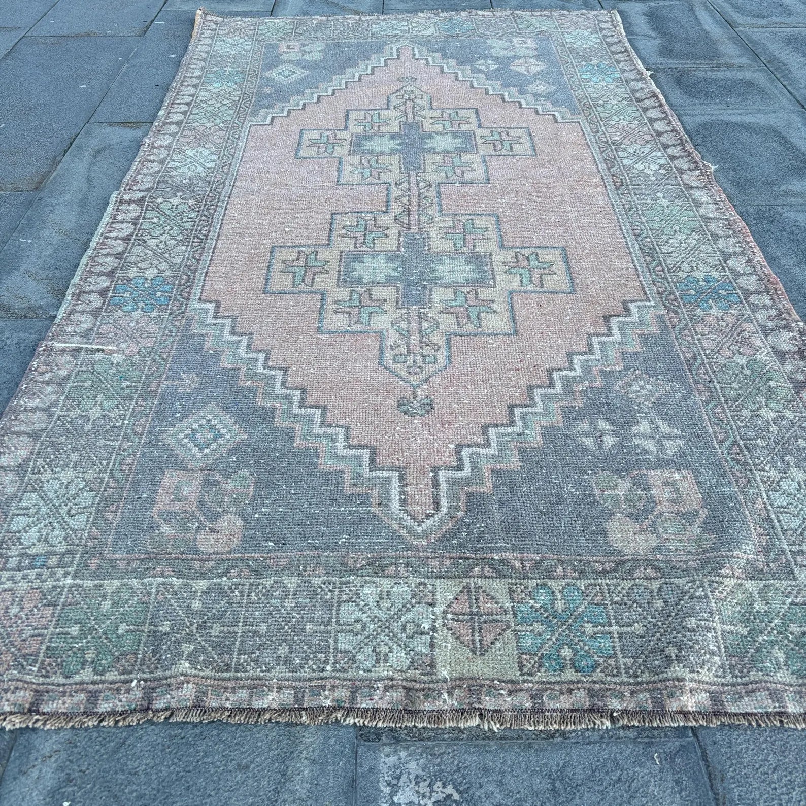 Vintage Turkish Accent Area rug 3.5 x 6.6 ft