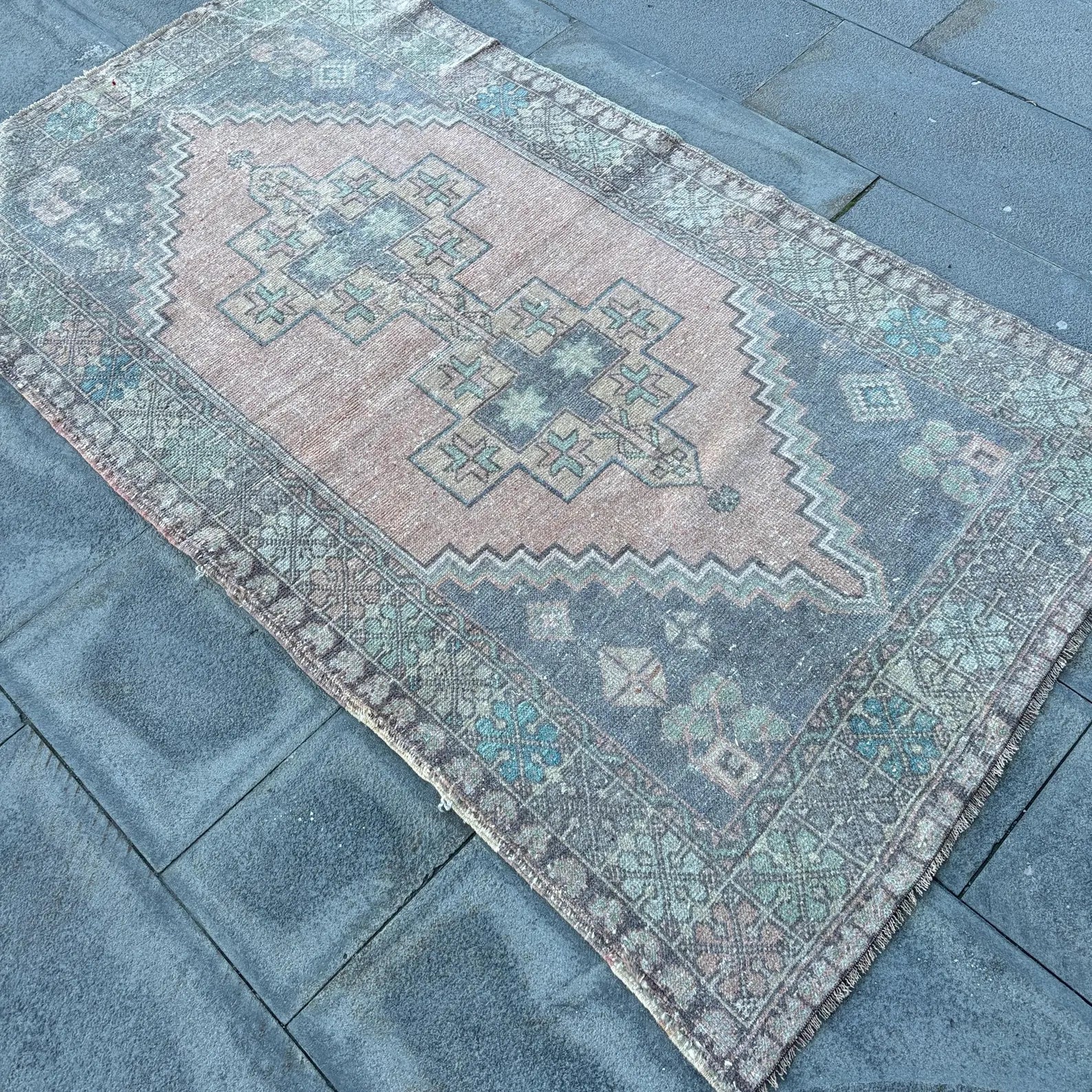 Vintage Turkish Accent Area rug 3.5 x 6.6 ft