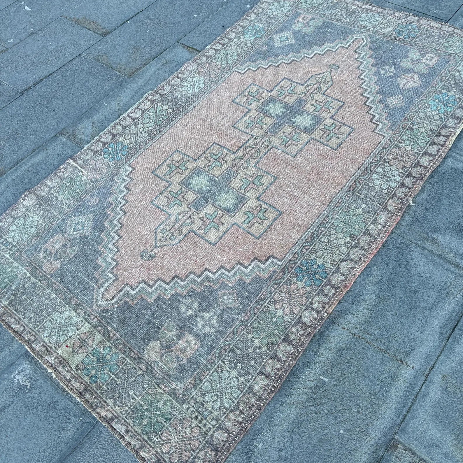 Vintage Turkish Accent Area rug 3.5 x 6.6 ft
