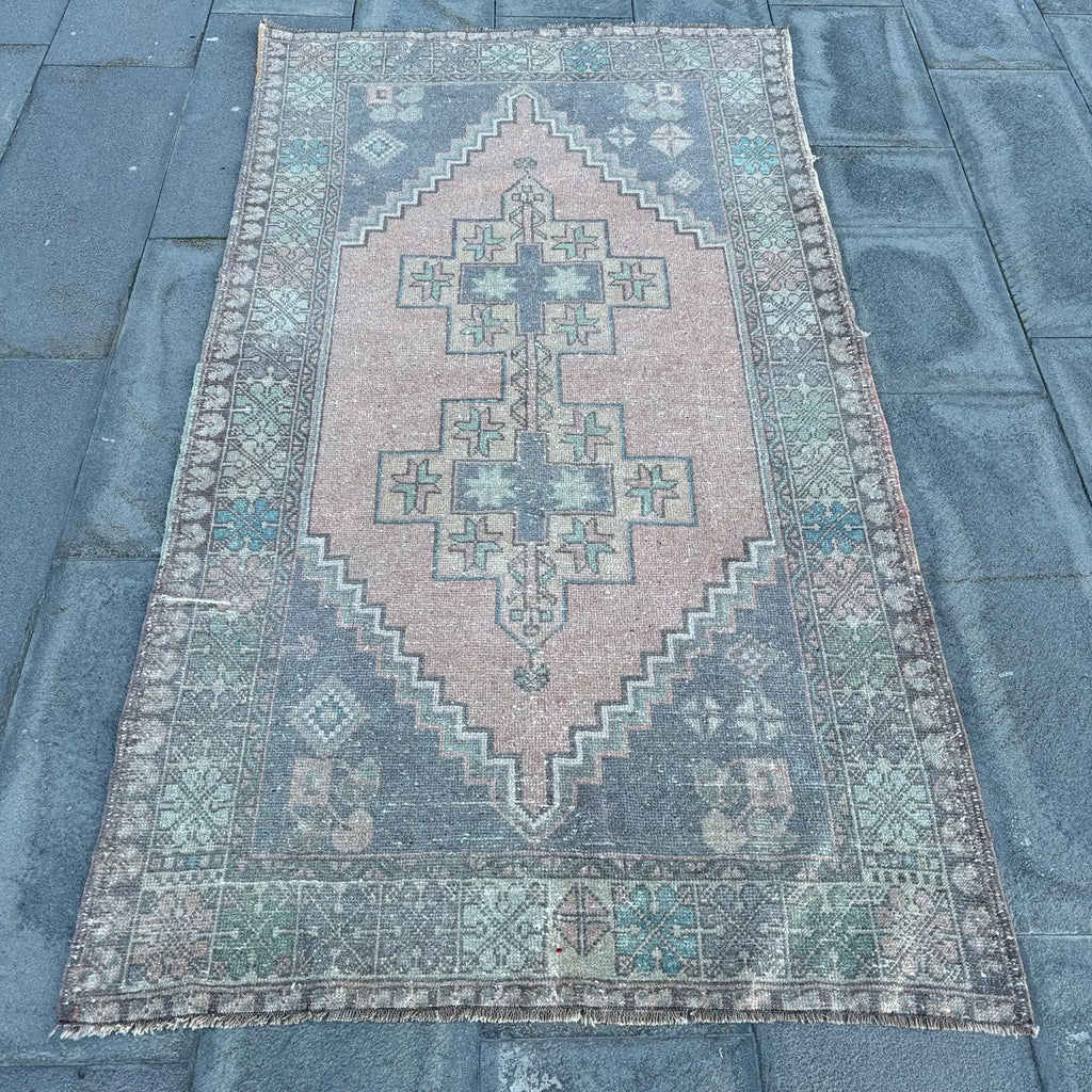 Vintage Turkish Accent Area rug 3.5 x 6.6 ft