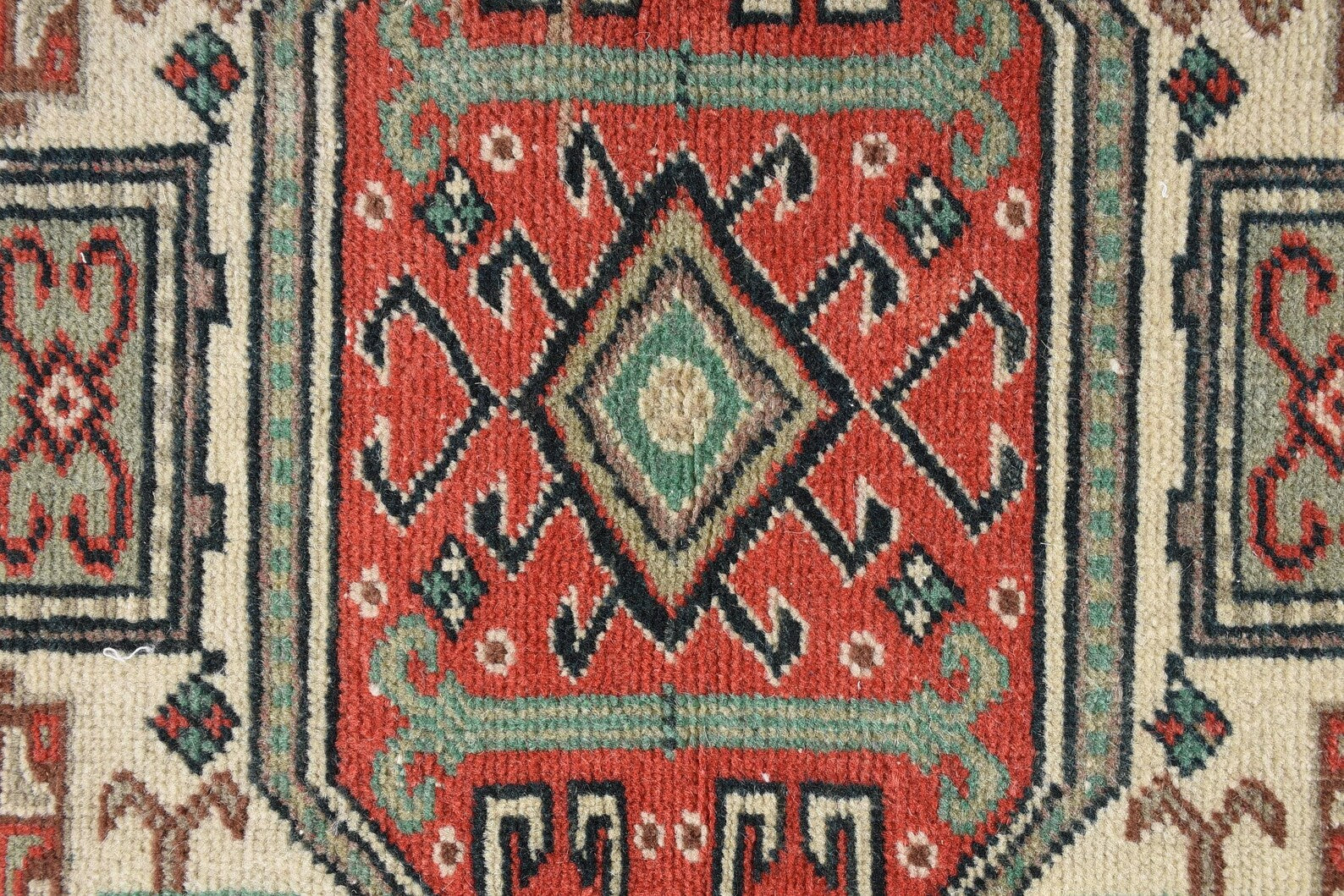 Vintage Turkish Accent Area rug 3.1 x 6.1 ft