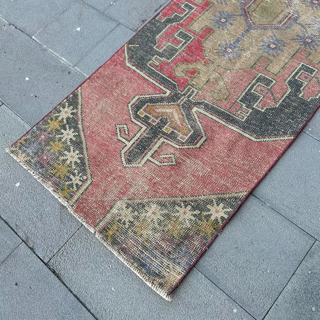Vintage Turkish Runner Rug 2.6 x 7.4 ft
