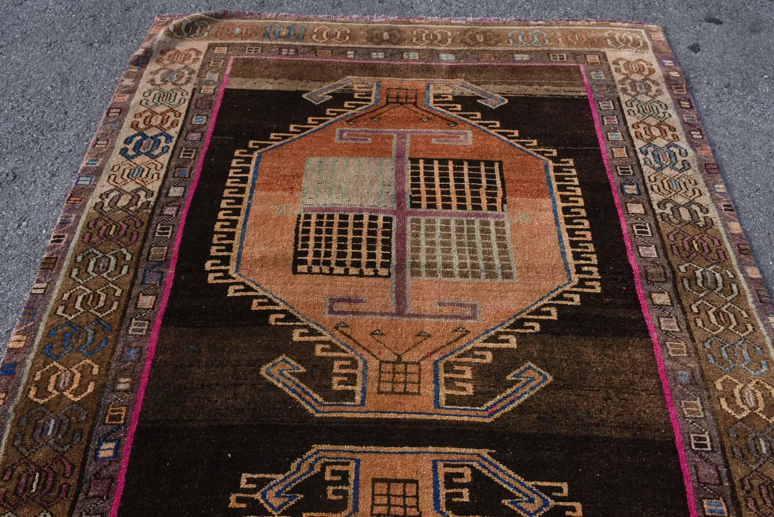 XL Vintage Turkish Accent Area rug 5.7 x 13 ft
