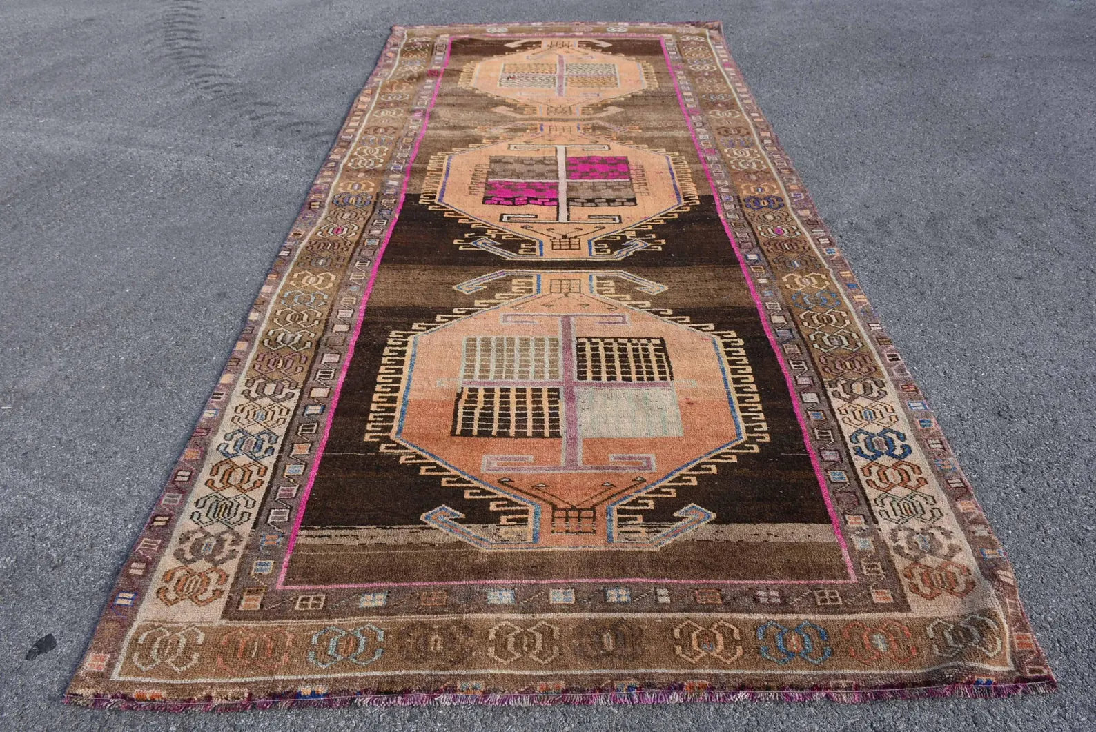 XL Vintage Turkish Accent Area rug 5.7 x 13 ft