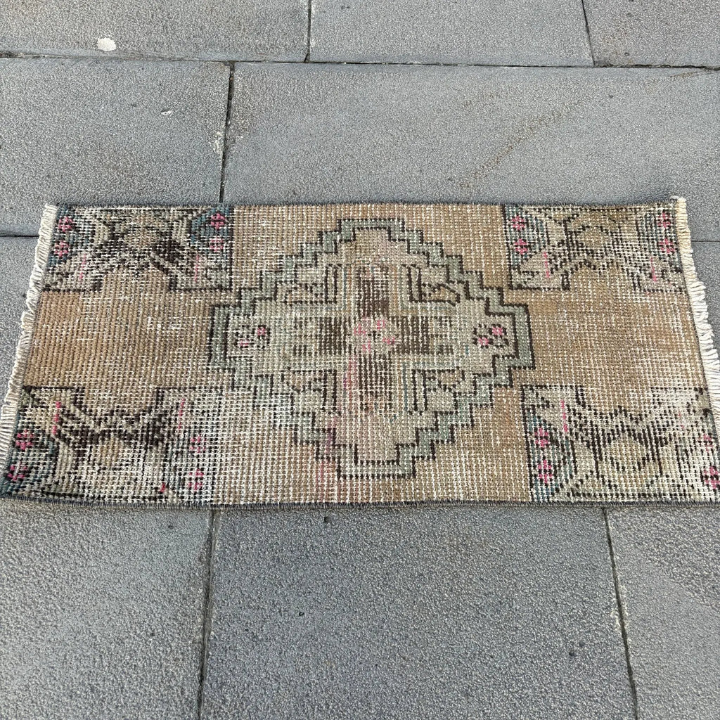 Vintage Turkish Mini Rug 1.3 x 2.6 ft