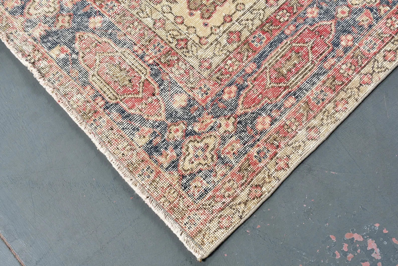 XL Vintage Turkish Accent Area Rug 7 x 10 ft