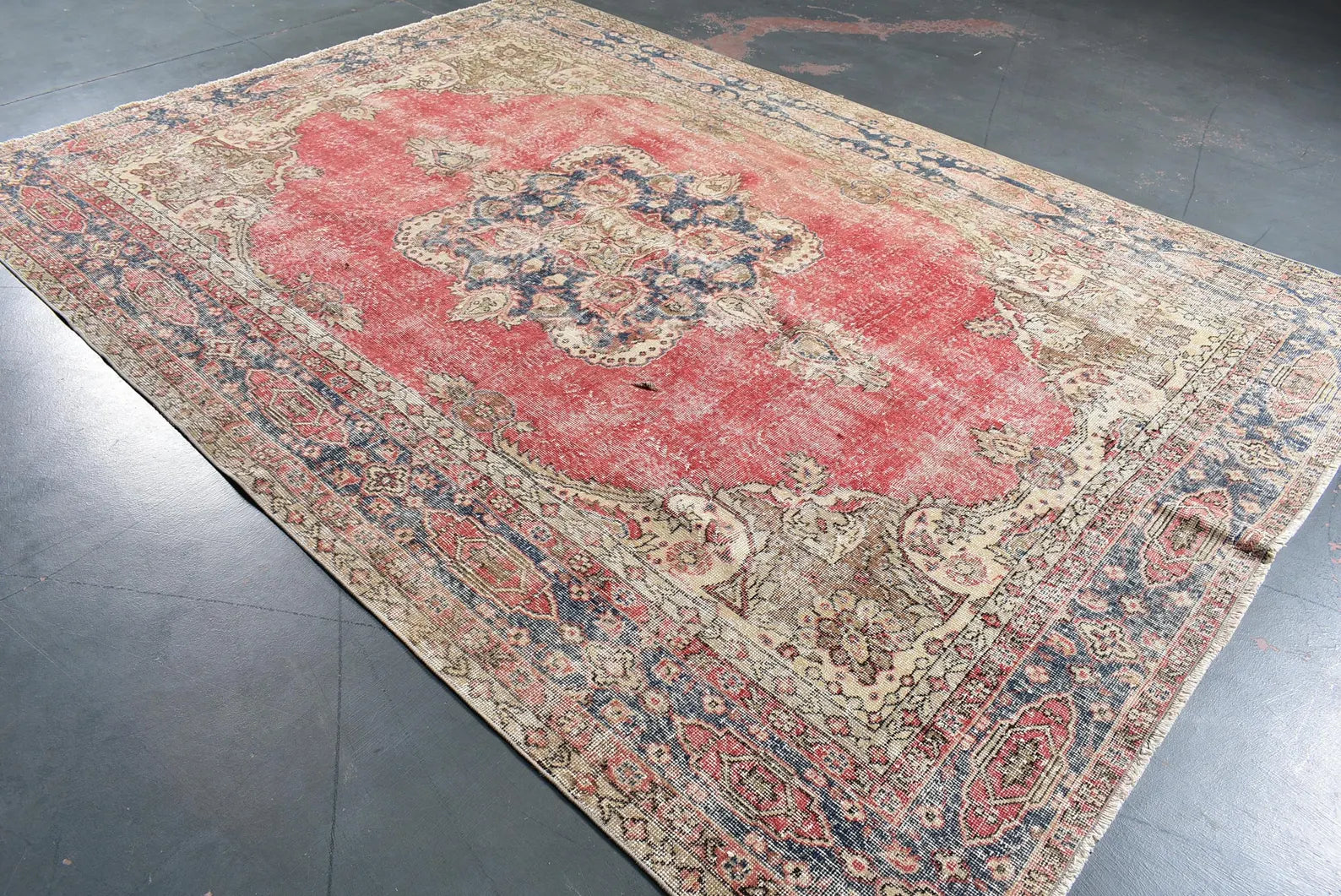 XL Vintage Turkish Accent Area Rug 7 x 10 ft
